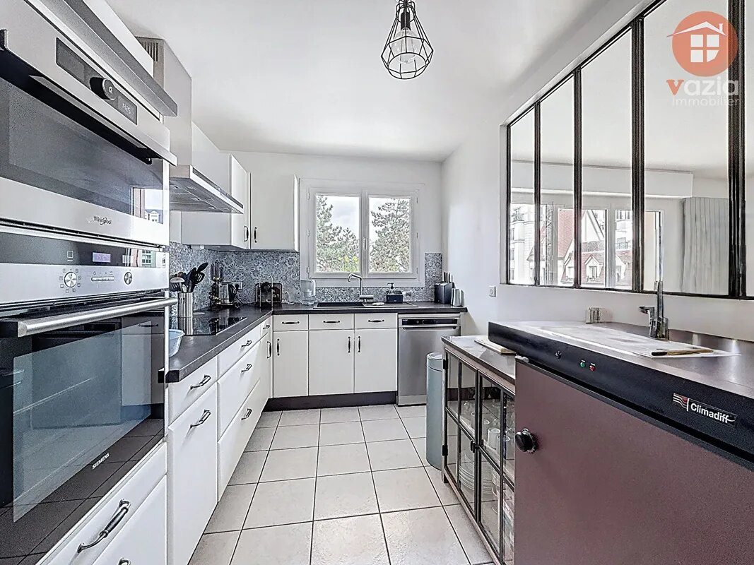 Appartement à vendre, 100m², Suresnes