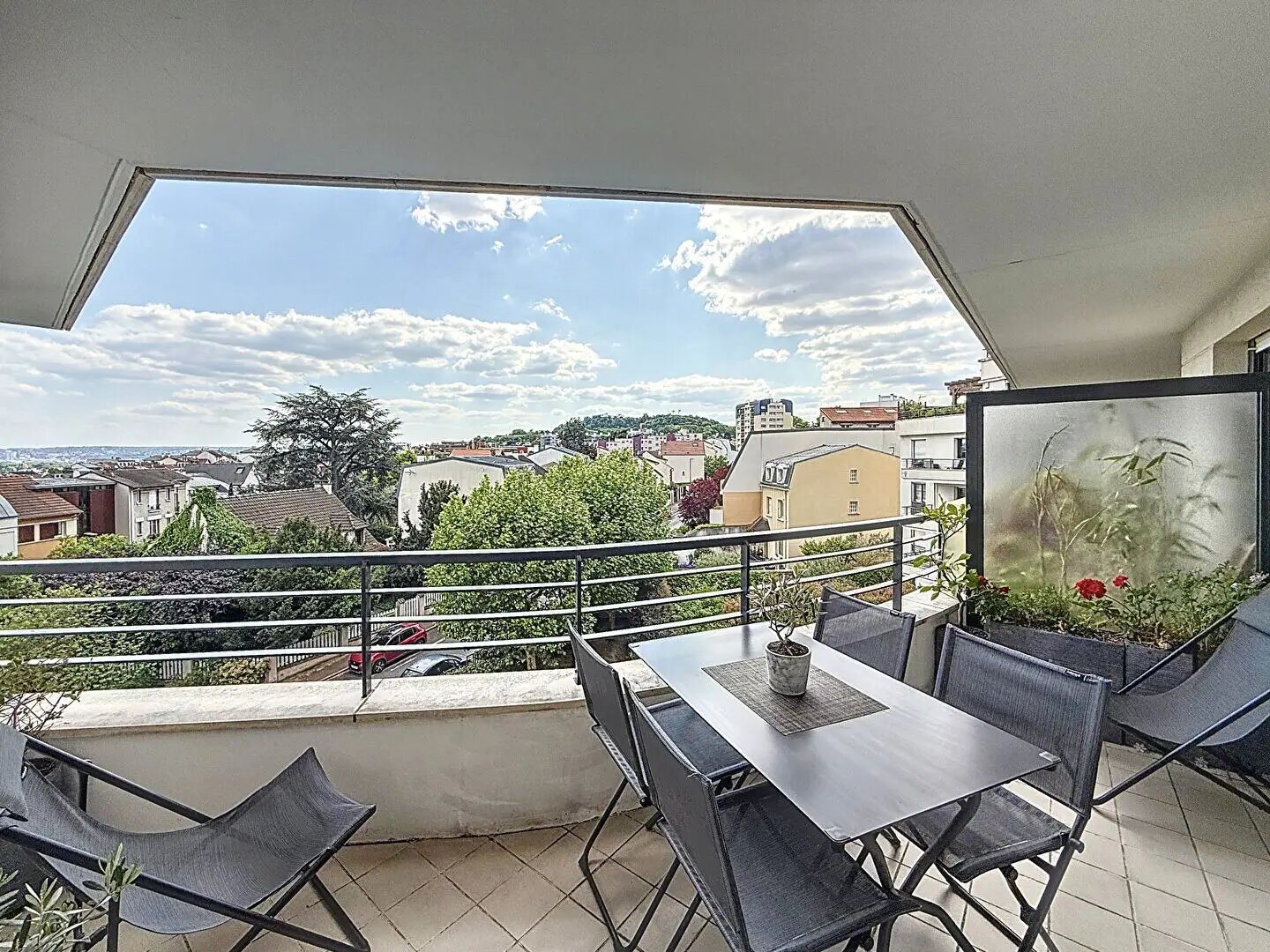 Appartement à vendre, 74m², Suresnes