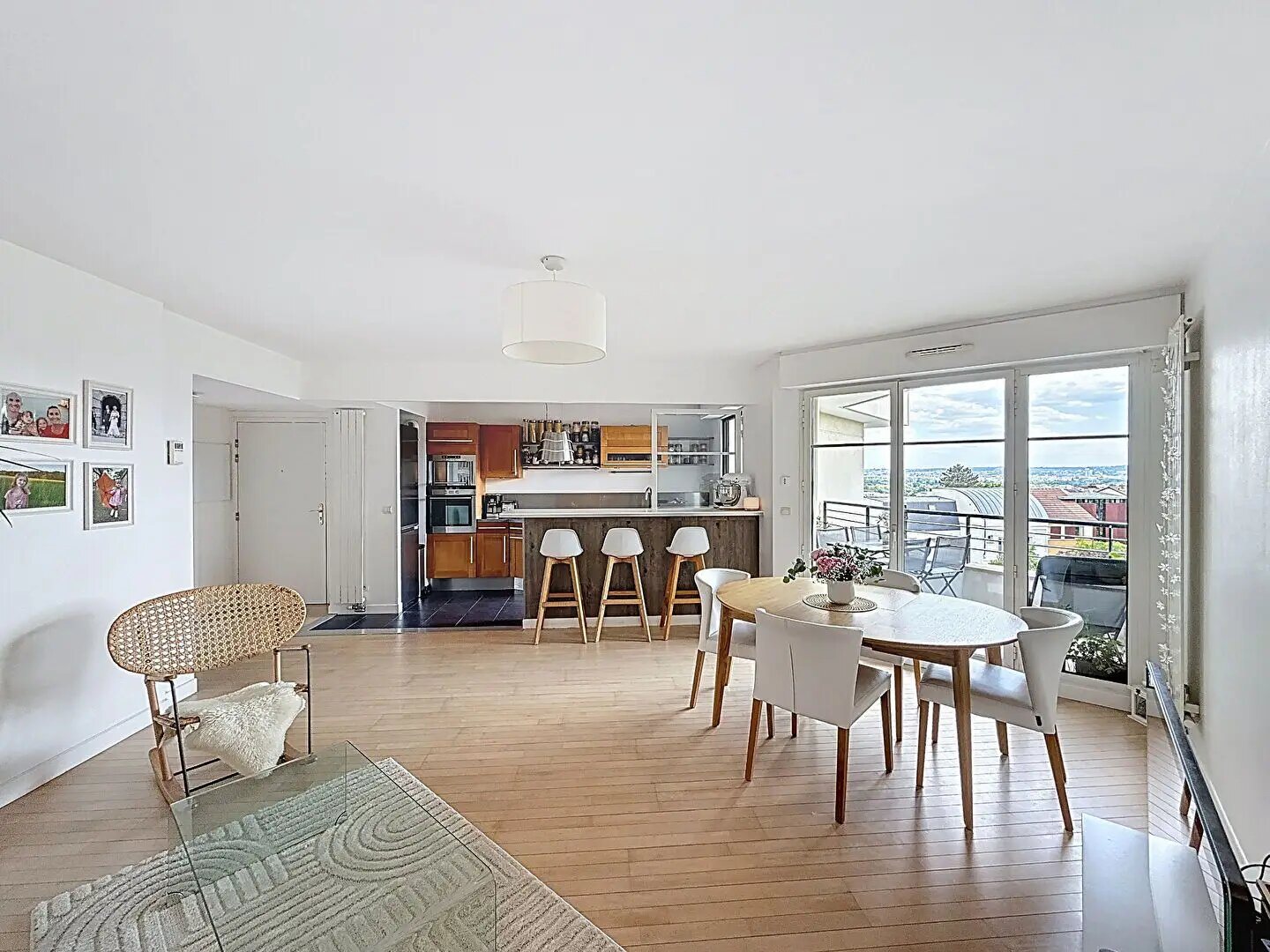 Appartement à vendre, 74m², Suresnes
