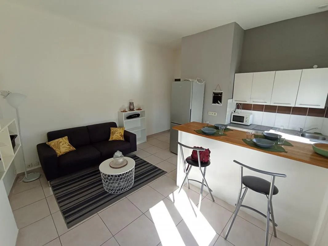 Appartement à louer, 35m², Istres