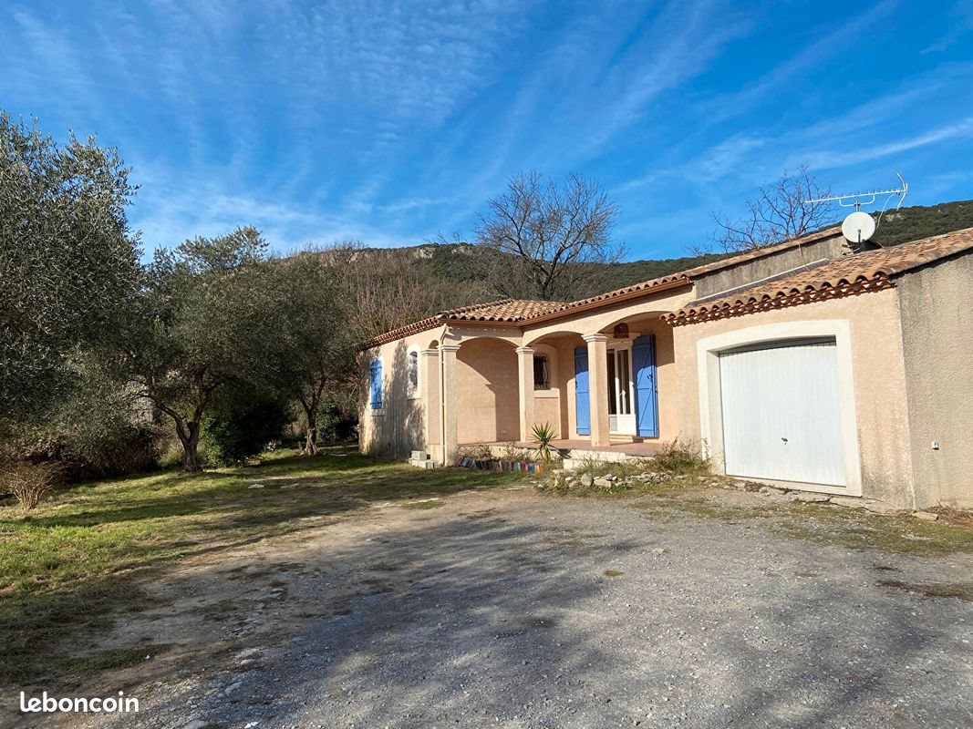Maison à louer, 92m², Claret