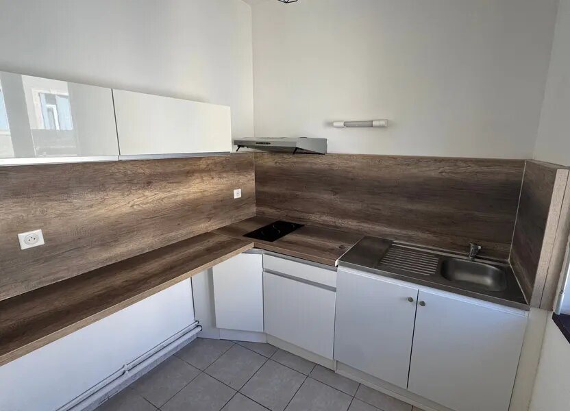 Appartement à louer, 39m², Saint-Ambroix