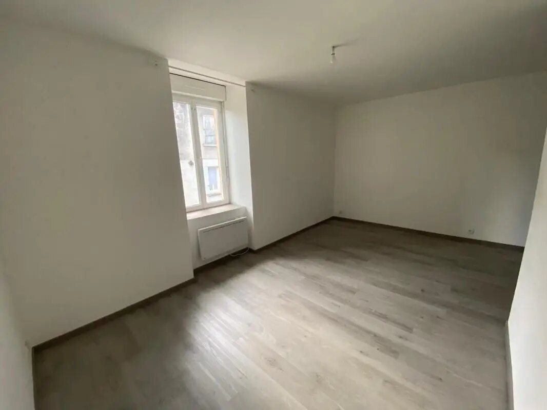 Appartement à louer, 84m², Bessèges