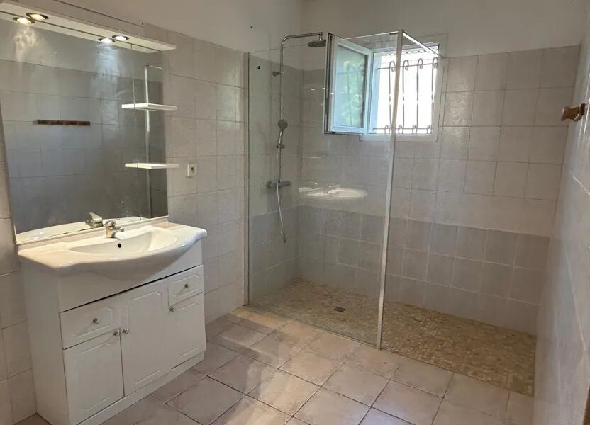 Maison à louer, 71m², Saint-Privat-des-Vieux