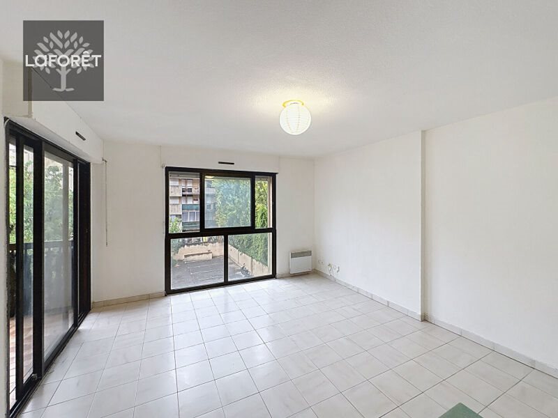 Appartement à louer, 61m², Salon-de-Provence