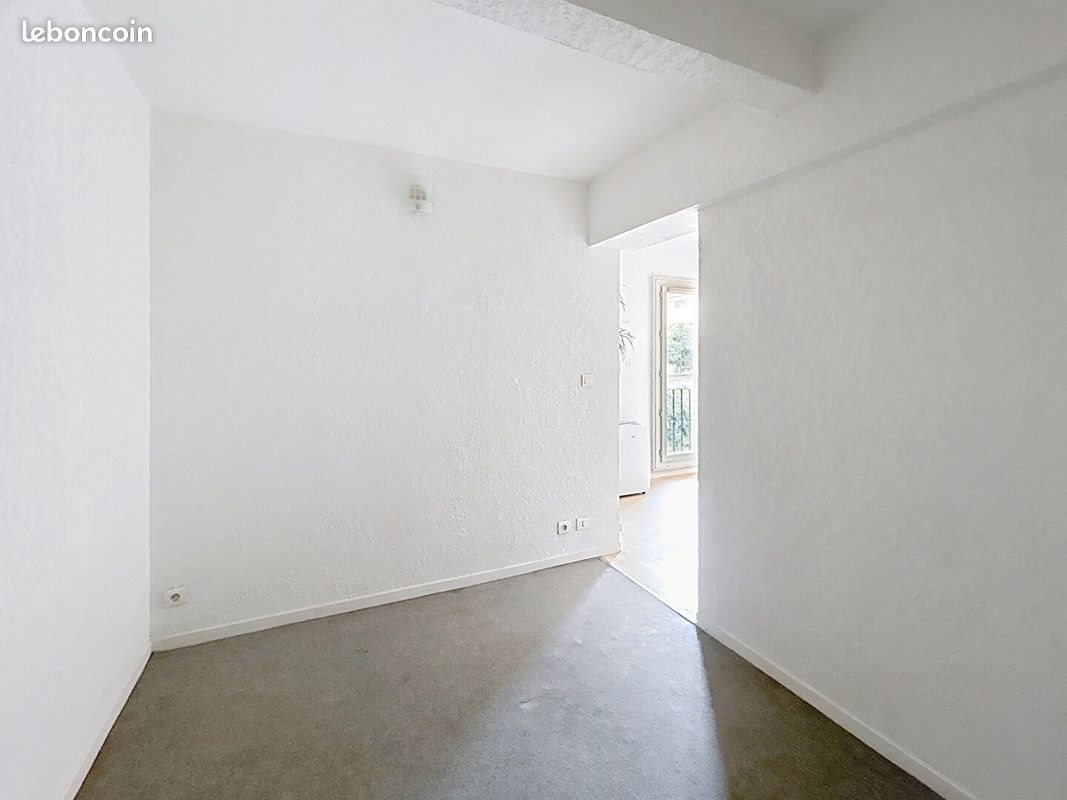 Appartement à louer, 27m², Salon-de-Provence