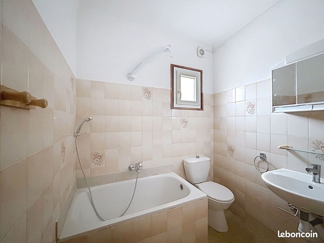Appartement à louer, 29m², Saint-Chamas