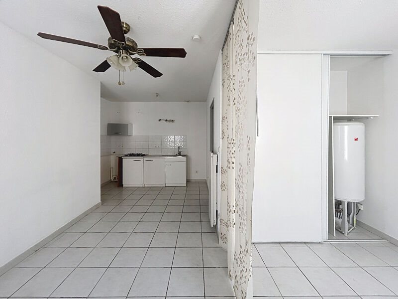 Appartement à louer, 25m², Saint-Chamas
