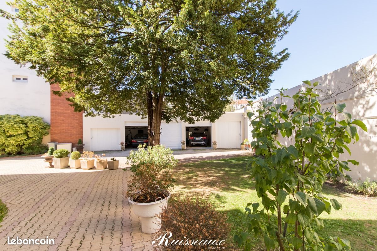 Maison à vendre, 361m², Dijon