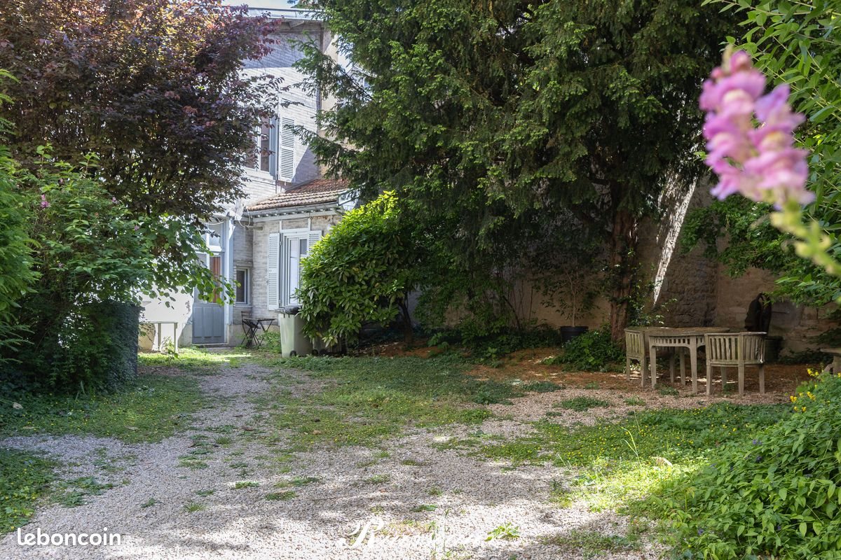 Appartement à vendre, 176m², Dijon