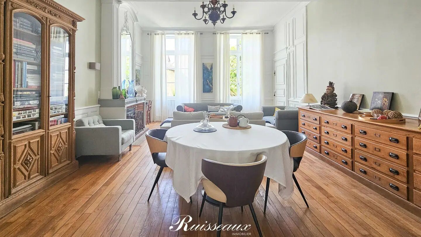 Maison à vendre, 225m², Langres