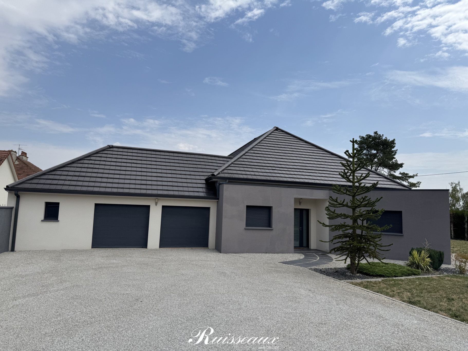 Maison à vendre, 380m², Selongey