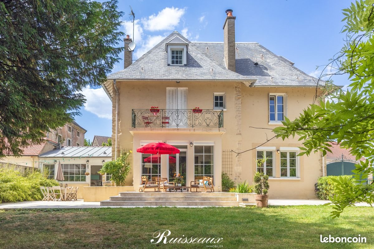 Maison à vendre, 241m², Fauverney