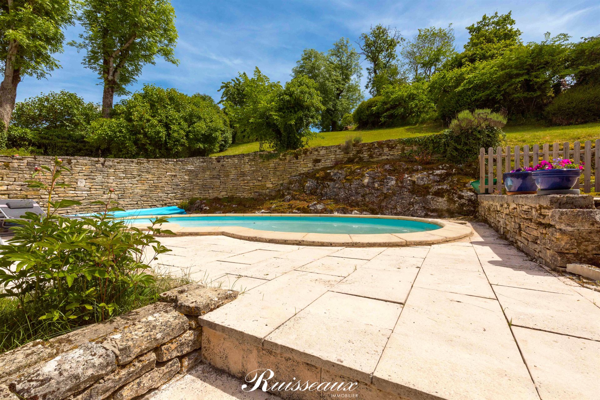 Maison à vendre, 174m², Prenois