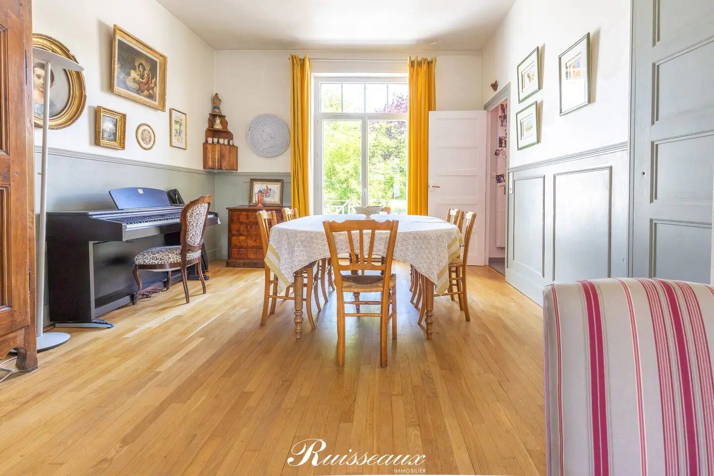 Maison à vendre, 242m², Dijon