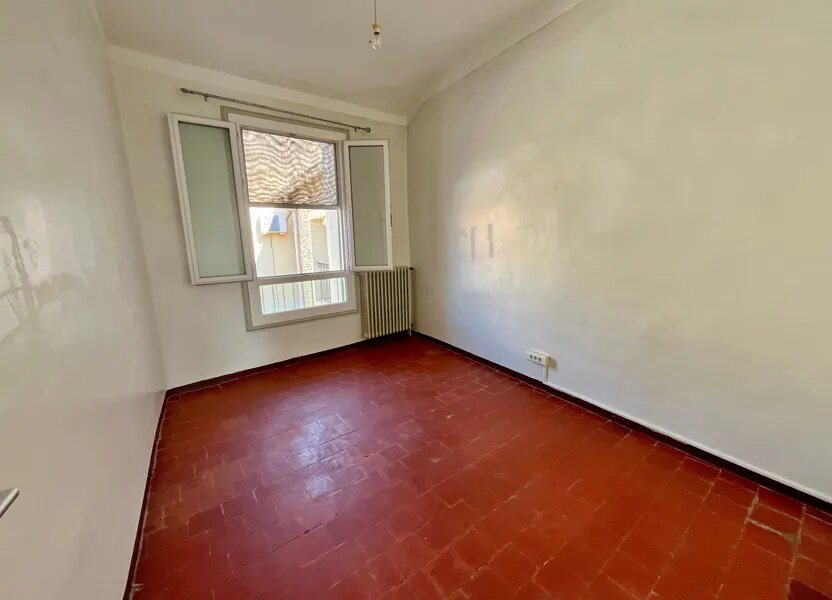 Appartement à louer, 65m², Mèze