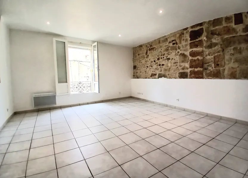 Appartement à louer, 59m², Tourbes
