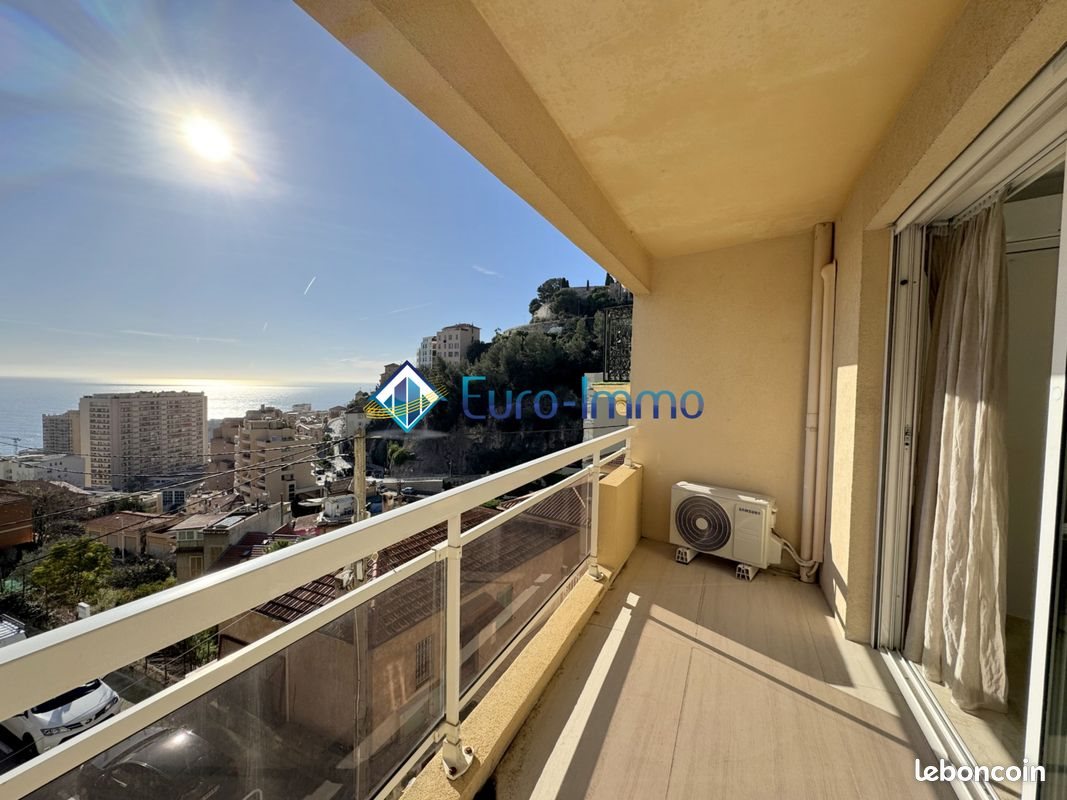 Appartement à louer, 38m², Beausoleil