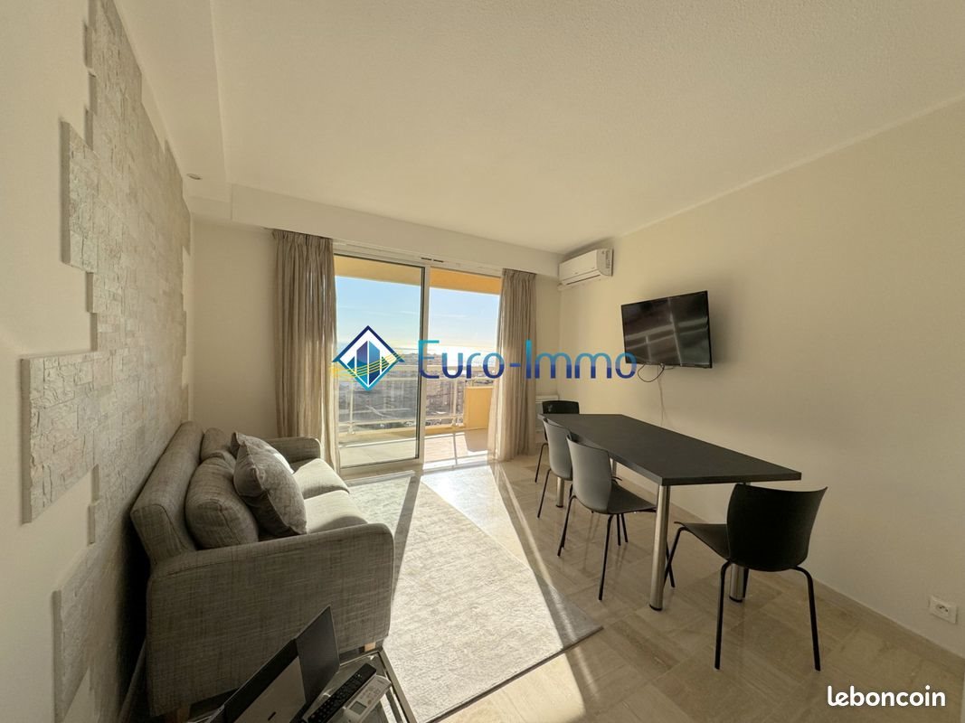 Appartement à louer, 38m², Beausoleil