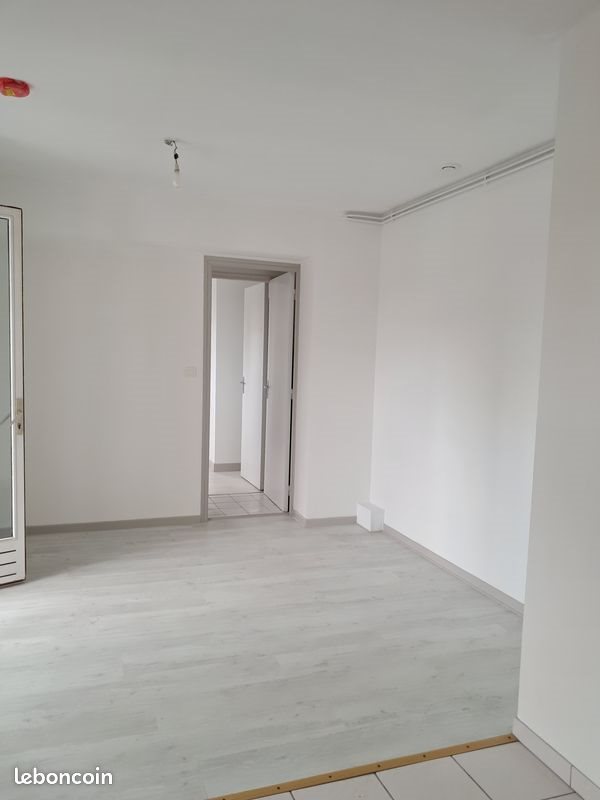 Appartement à louer, 33m², Fargues-Saint-Hilaire