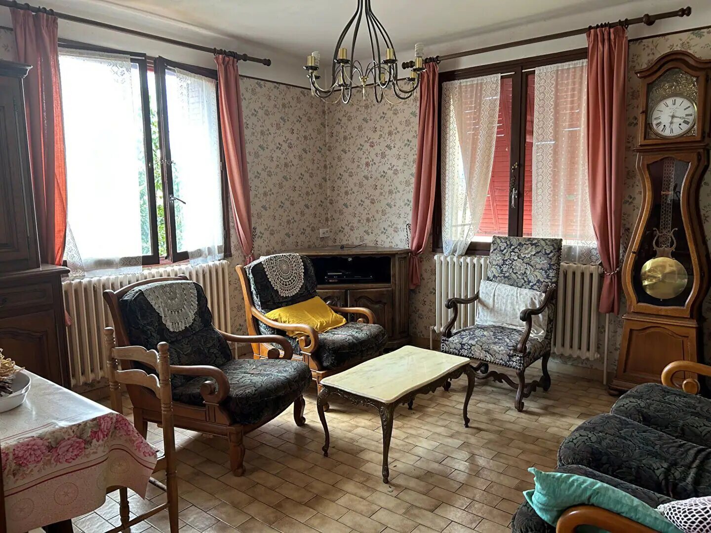 Maison à vendre, 108m², Saint-Julien-les-Rosiers