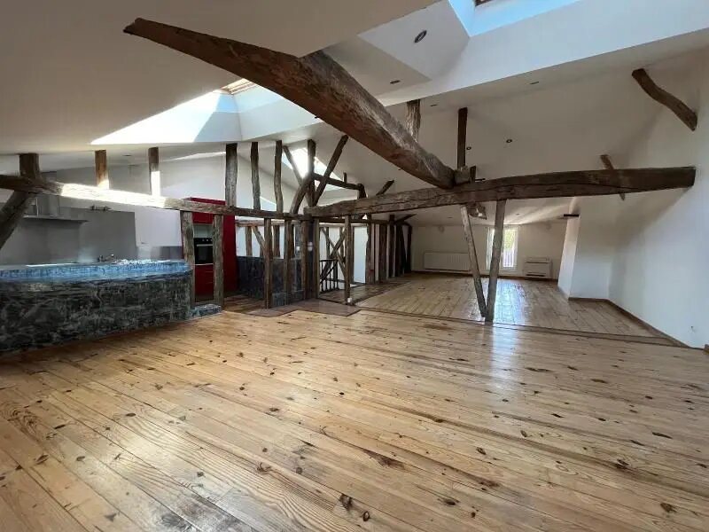 Appartement à louer, 170m², Soual