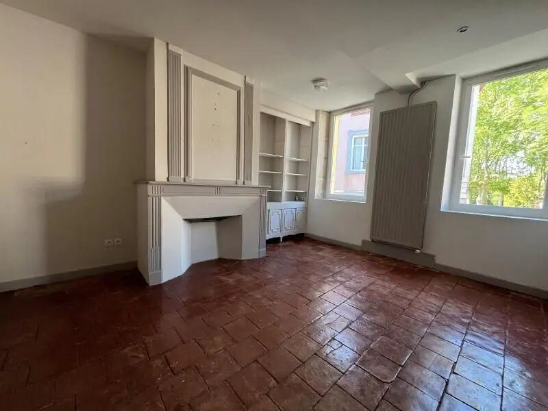 Appartement à louer, 170m², Soual