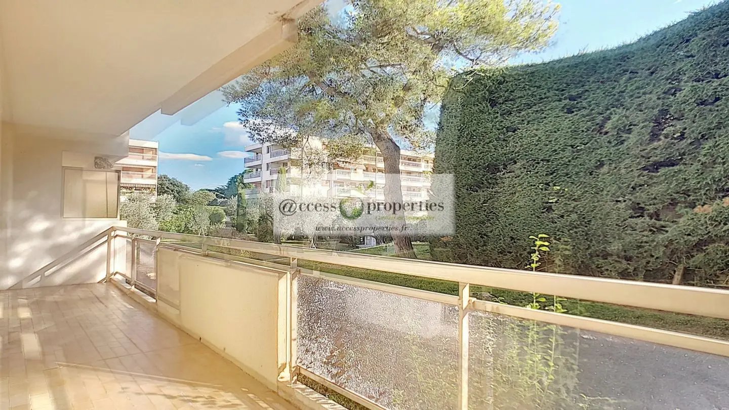 Appartement à louer, 49m², Antibes