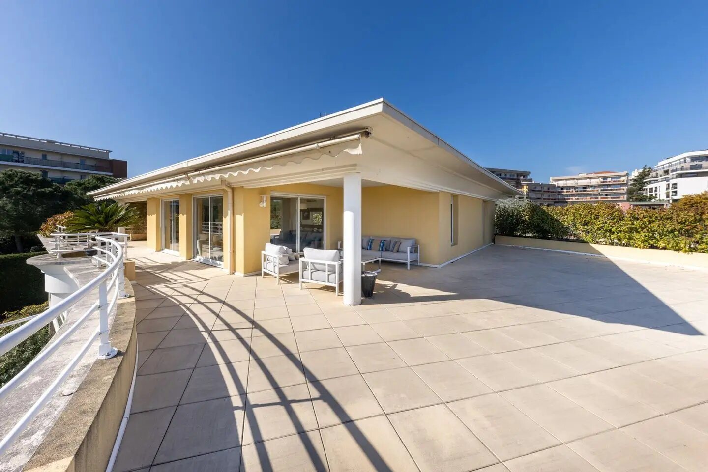 Appartement à louer, 136m², Antibes