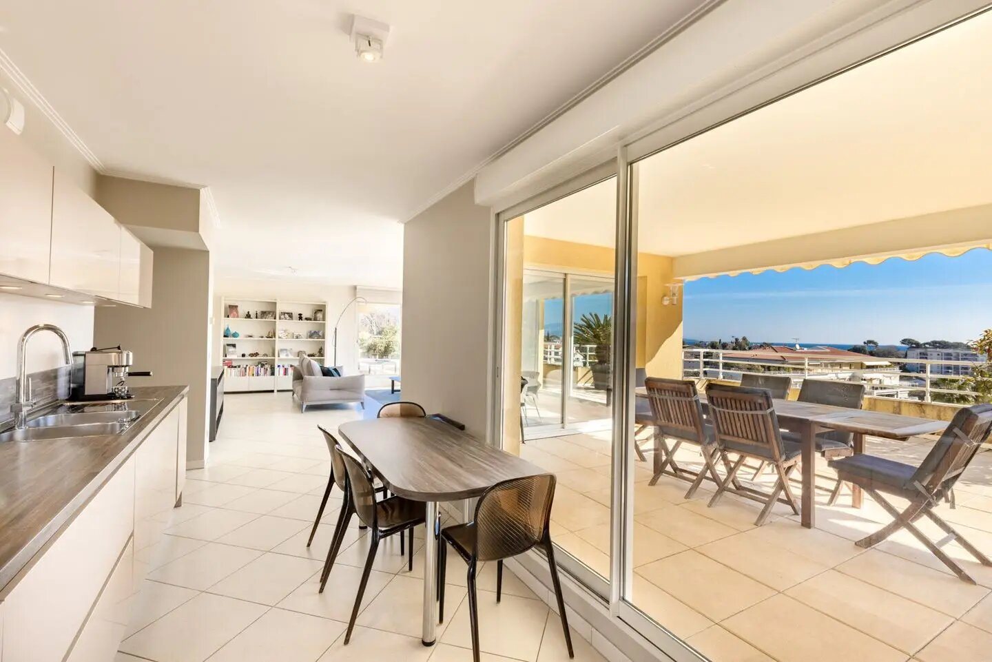 Appartement à louer, 136m², Antibes