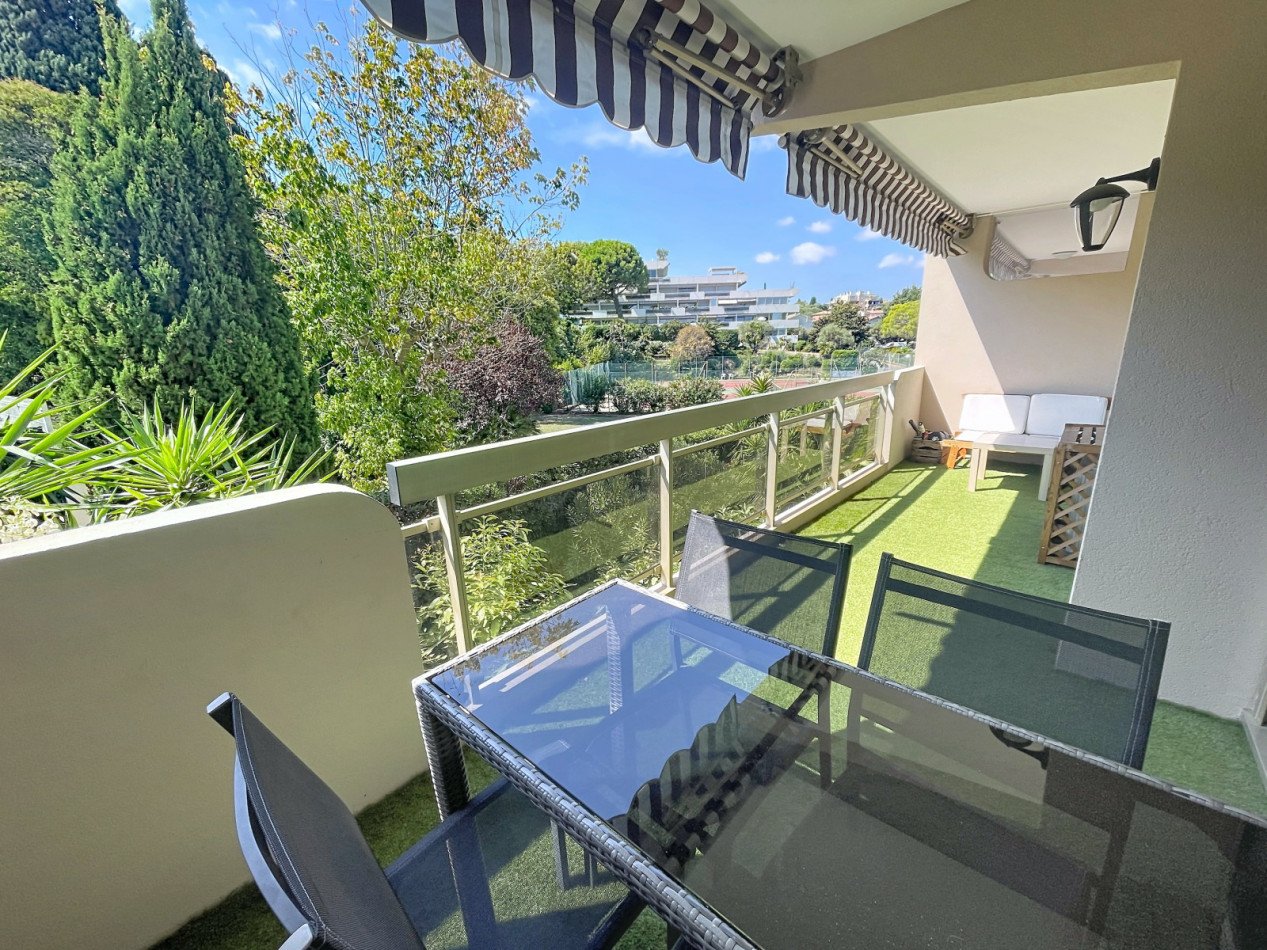Appartement à louer, 39m², Antibes