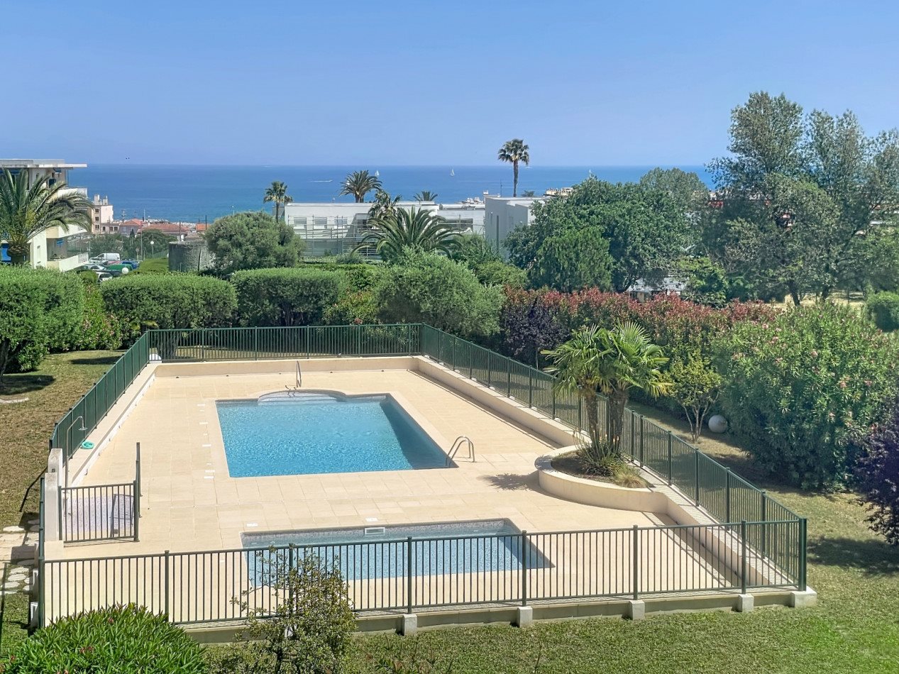 Appartement à vendre, 72m², Antibes