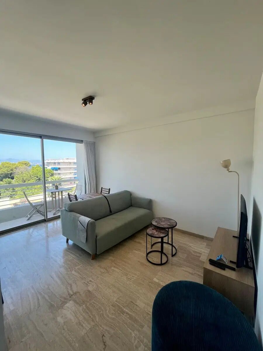 Appartement à louer, 40m², Antibes