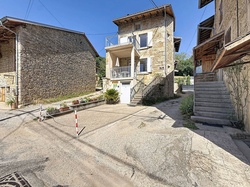 Maison à vendre, 94m², Boyeux-Saint-Jérôme