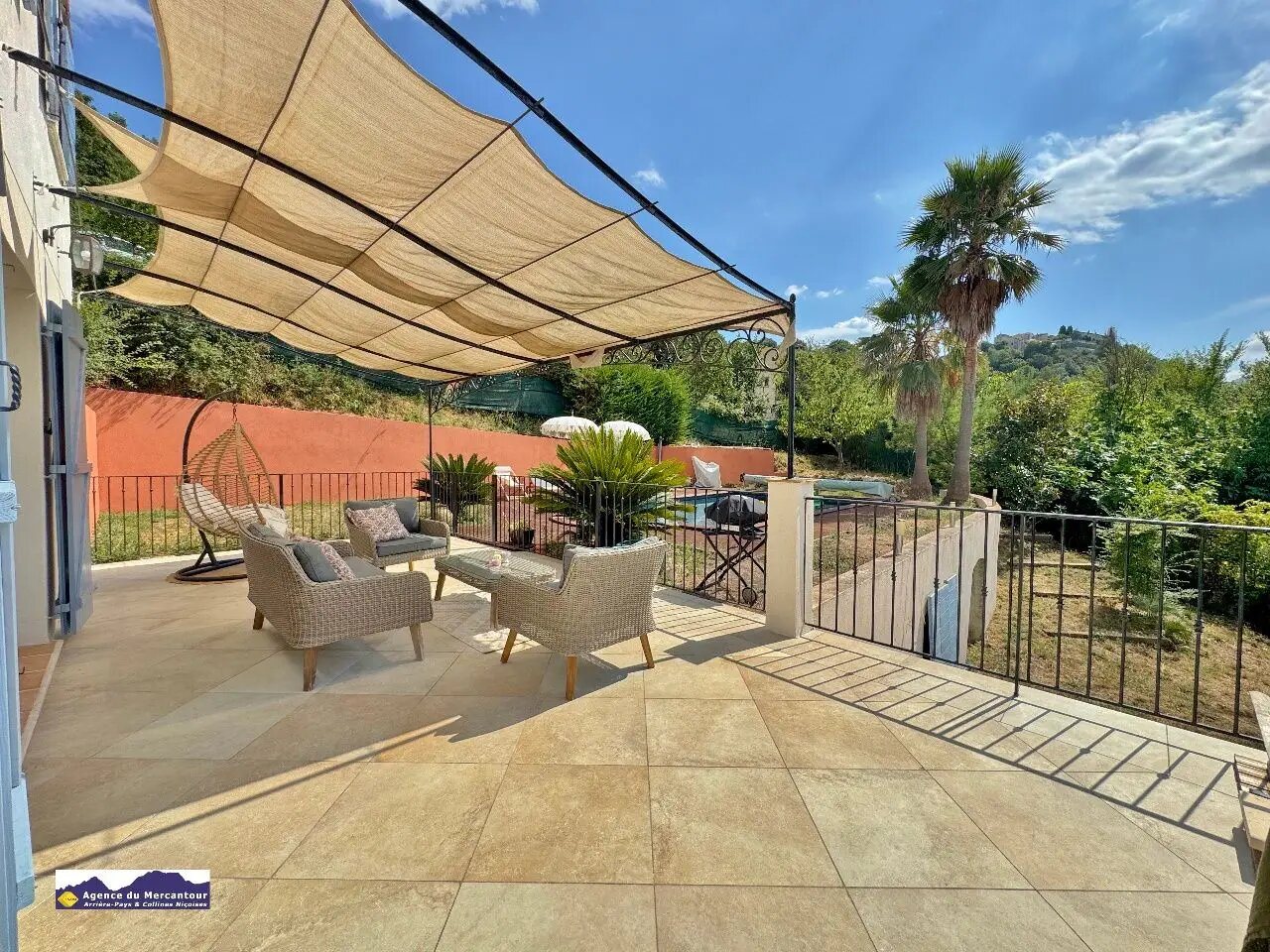 Maison à vendre, 154m², La Roquette-sur-Var