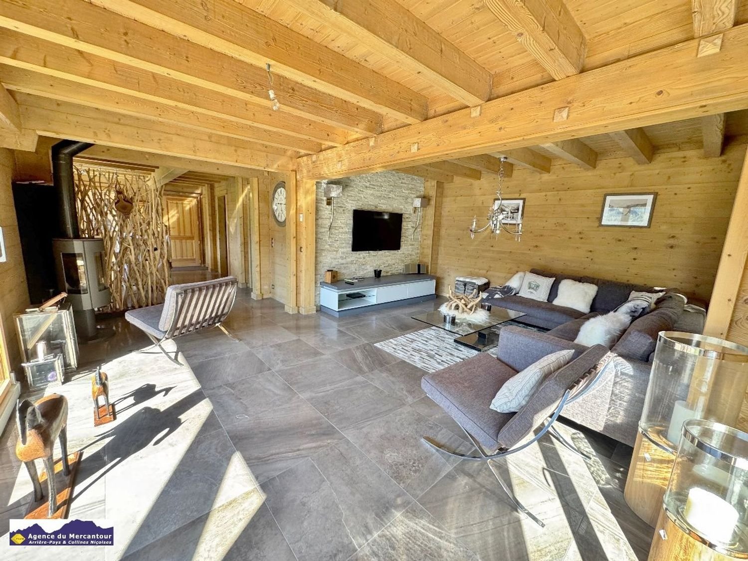 Maison à vendre, 126m², Valdeblore (La Colmiane)