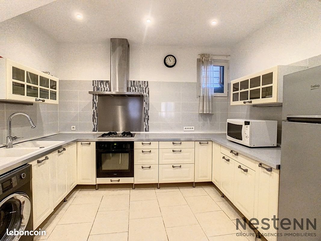 Maison à louer, 104m², Trets
