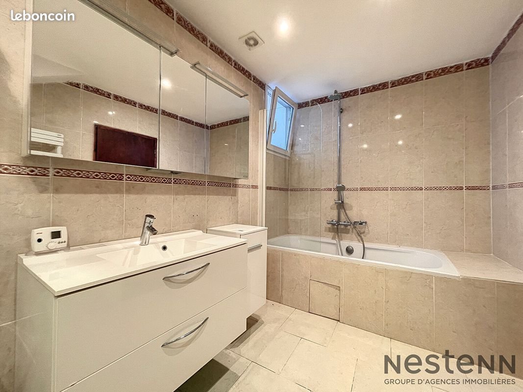 Maison à louer, 104m², Trets