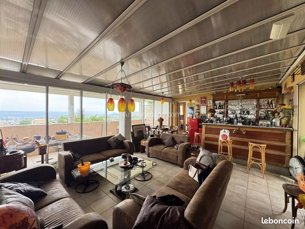 Maison à vendre, 358m², Manosque