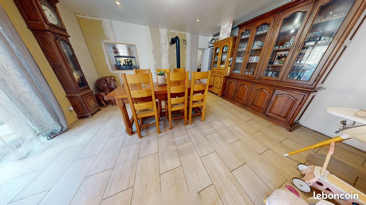 Maison à vendre, 100m², Poncin