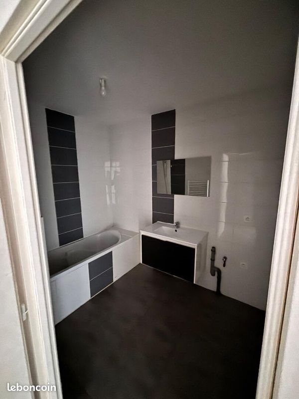Appartement à louer, 25m², Ambérieu-en-Bugey