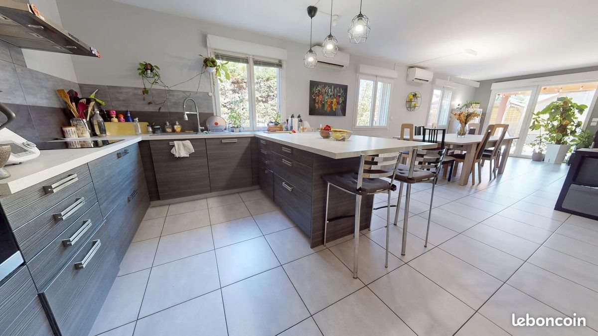 Appartement à vendre, 140m², Saint-Denis-en-Bugey