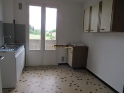 Appartement à louer, 54m², Saint-Uze