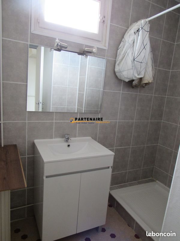 Appartement à louer, 54m², Saint-Uze