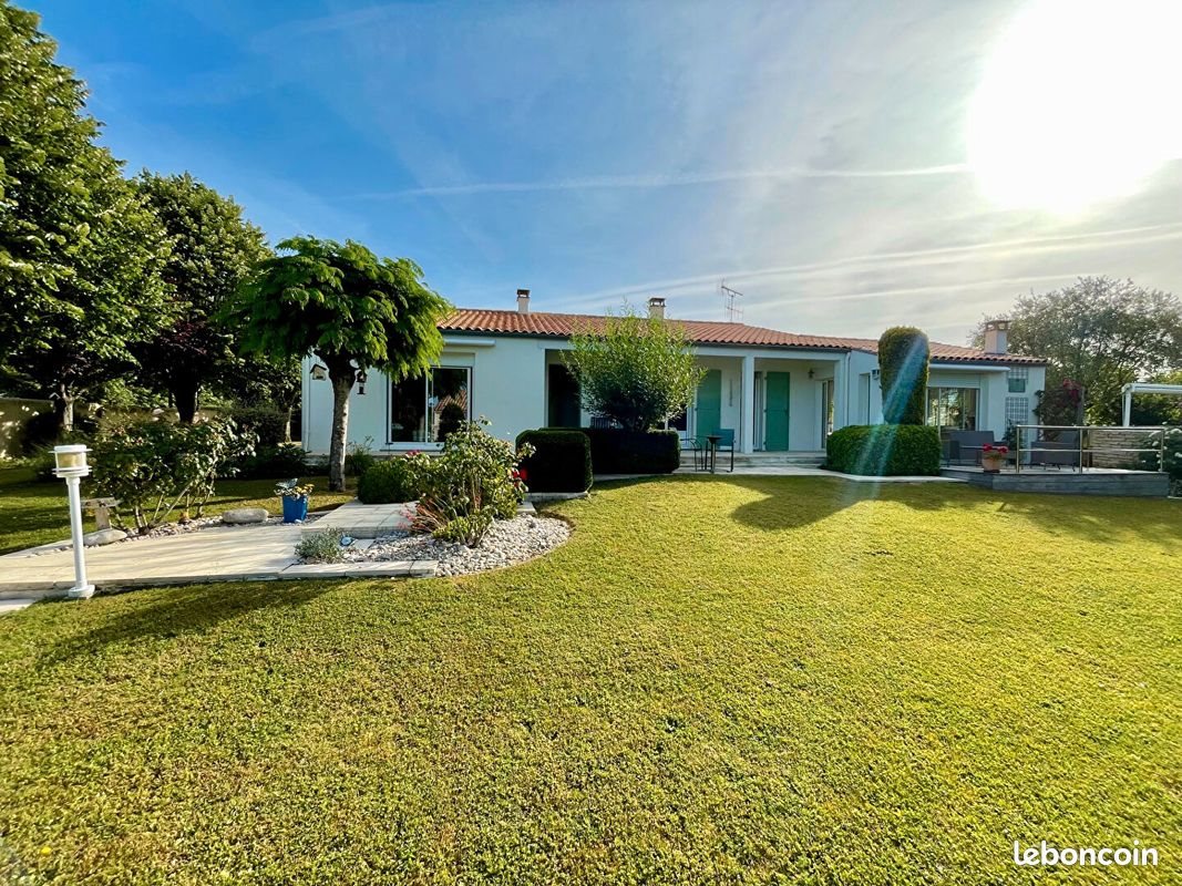 Maison à vendre, 186m², Bourgneuf