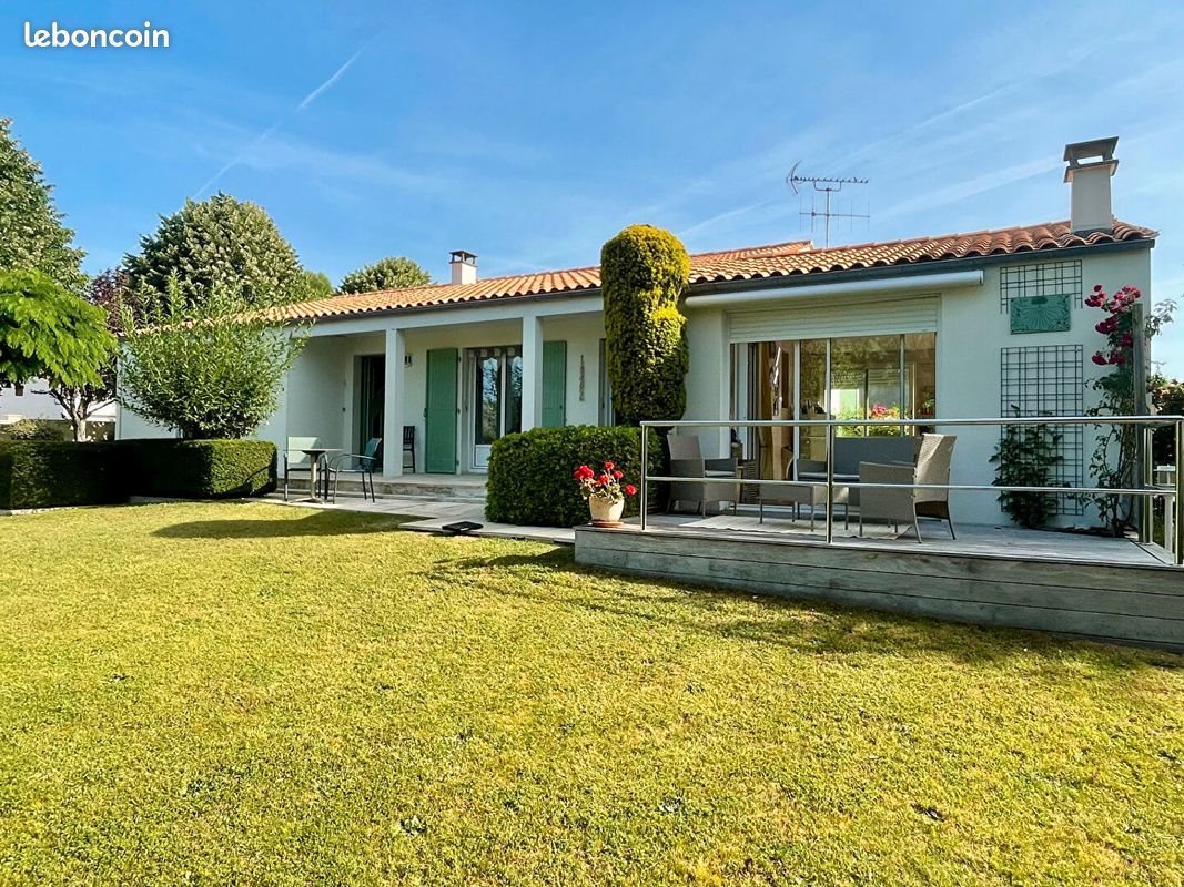 Maison à vendre, 186m², Bourgneuf