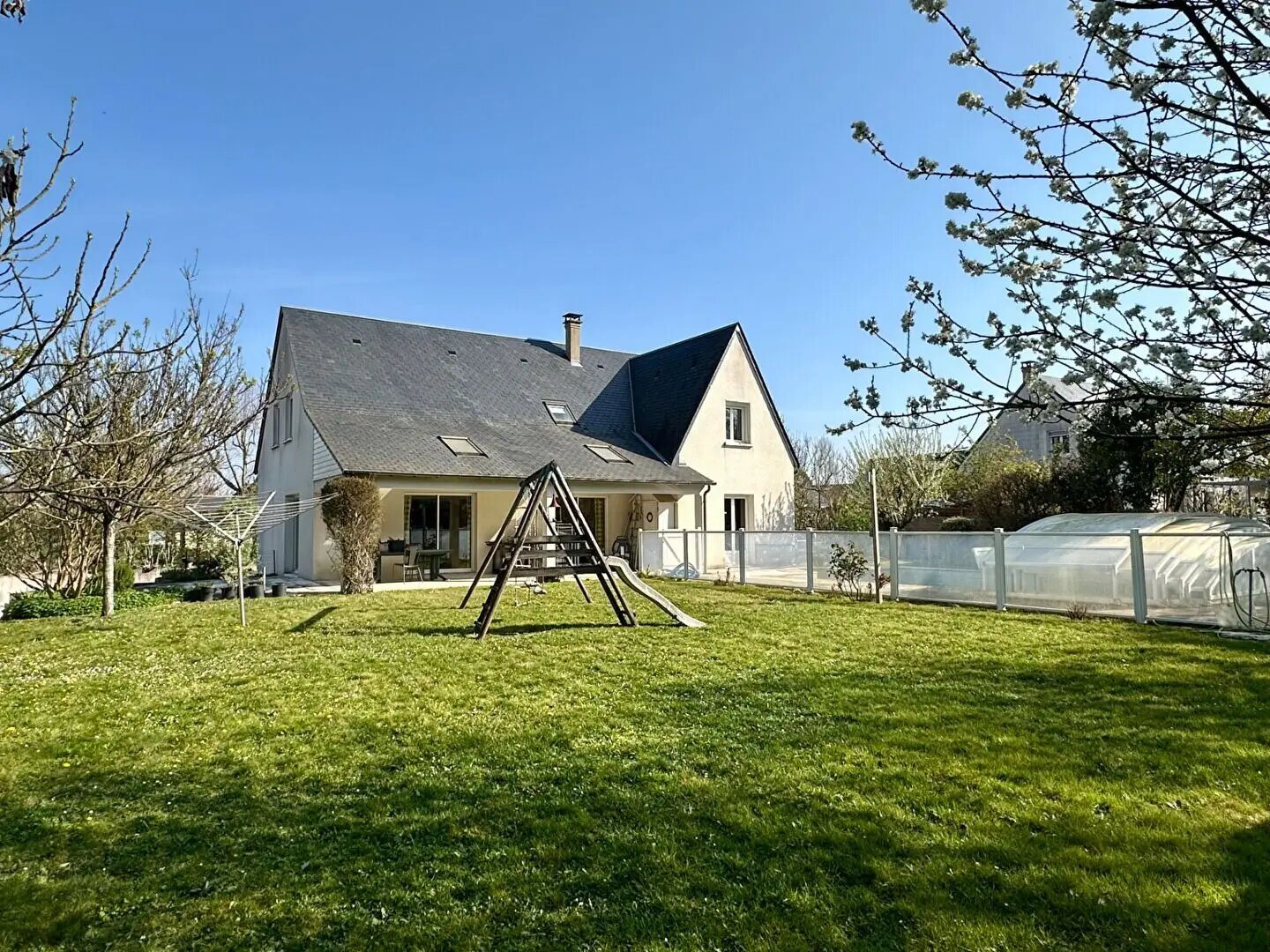 Maison à vendre, 200m², Saint-Cyr-sur-Loire