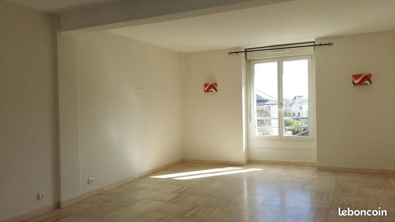 Appartement à louer, 93m², Tours