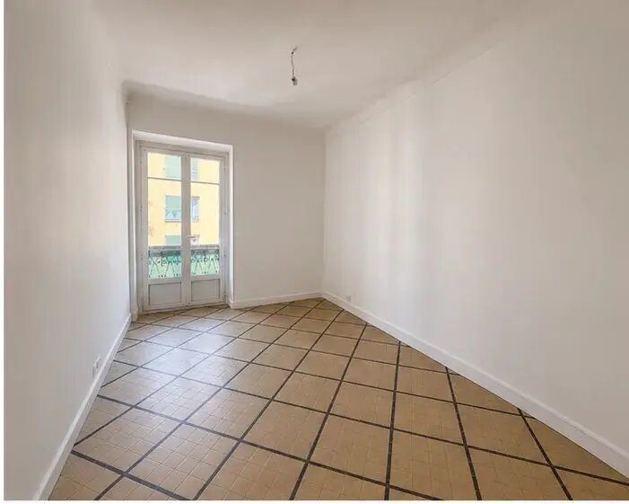 Appartement à louer, 111m², Nice