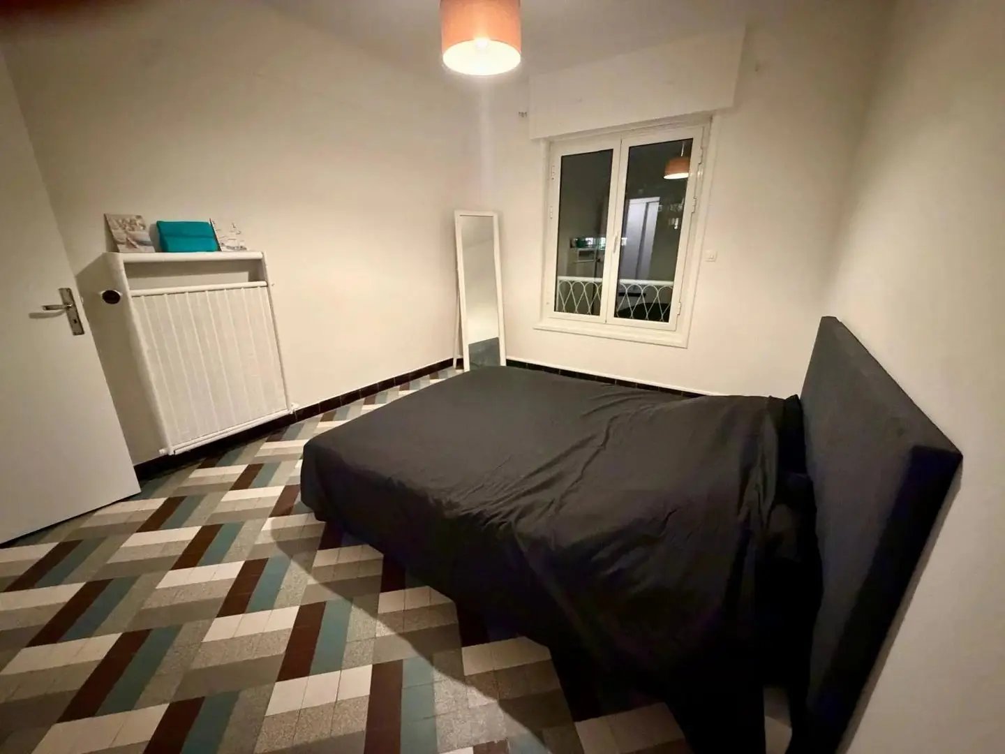 Appartement à louer, 2m², Antibes